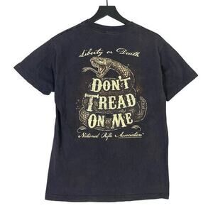 NRA Men’s Black Don’t Tread On Me‎ Graphic T-Shirt Size M Patriotic Rattlesnake